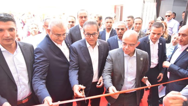 وزير الصحة يفتتح مصنع «إيبيكو 3» بالعاشر من رمضان ويتفقد خطوط الإنتاج والتعبئة