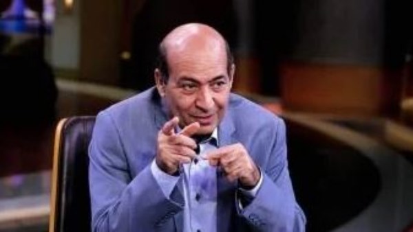 ناقد فني: اتجاه الفنانين للمطاعم والكافيهات هدفه تأمين المستقبل وليس الابتعاد عن الفن