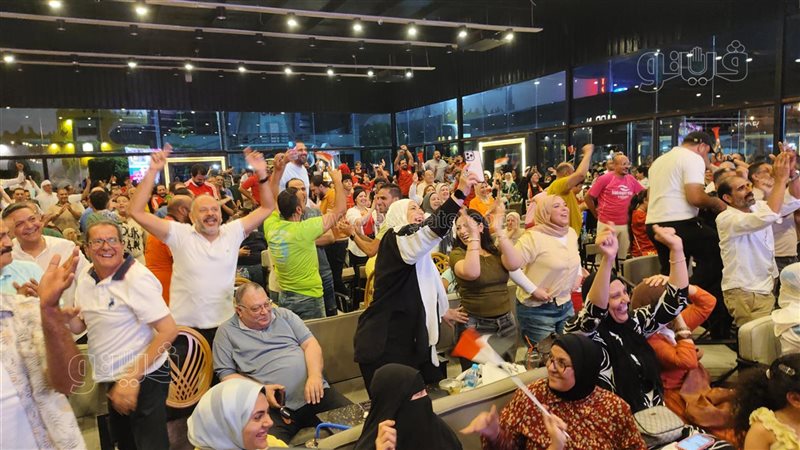 صراخ وبكاء، شاهد رد فعل جماهير بور سعيد خلال ركلات الترجيح بمباراة مصر وأستراليا (فيديو)