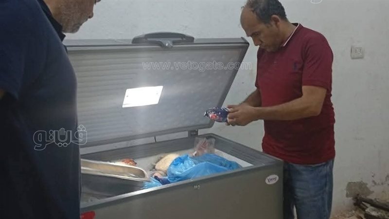 ضبط 700 لتر زيوت سيارات مجهولة المصدر وتحرير مخالفات للمخابز والمحال بمطروح