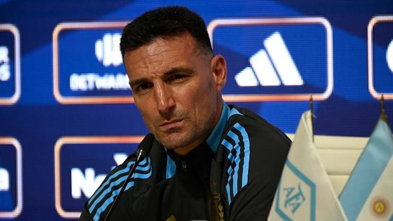 سكالوني يضمن رقما قياسيا جديدا مع الأرجنتين في تاريخ كأس العالم