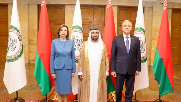 منسك تحتضن أول شراكة مؤسسية بين البرلمان العربي والجمعية الوطنية البيلاروسية