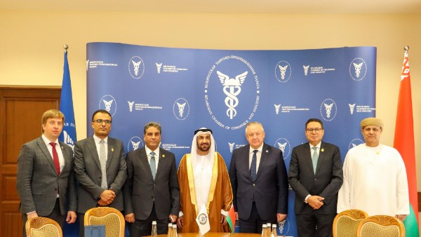وفد البرلمان العربي يبحث في بيلاروس سبل توسيع الشراكة الاقتصادية
