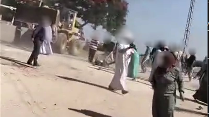 إصابة سيدتين وطفلة في مشاجرة بالطوب بإحدى قرى قنا