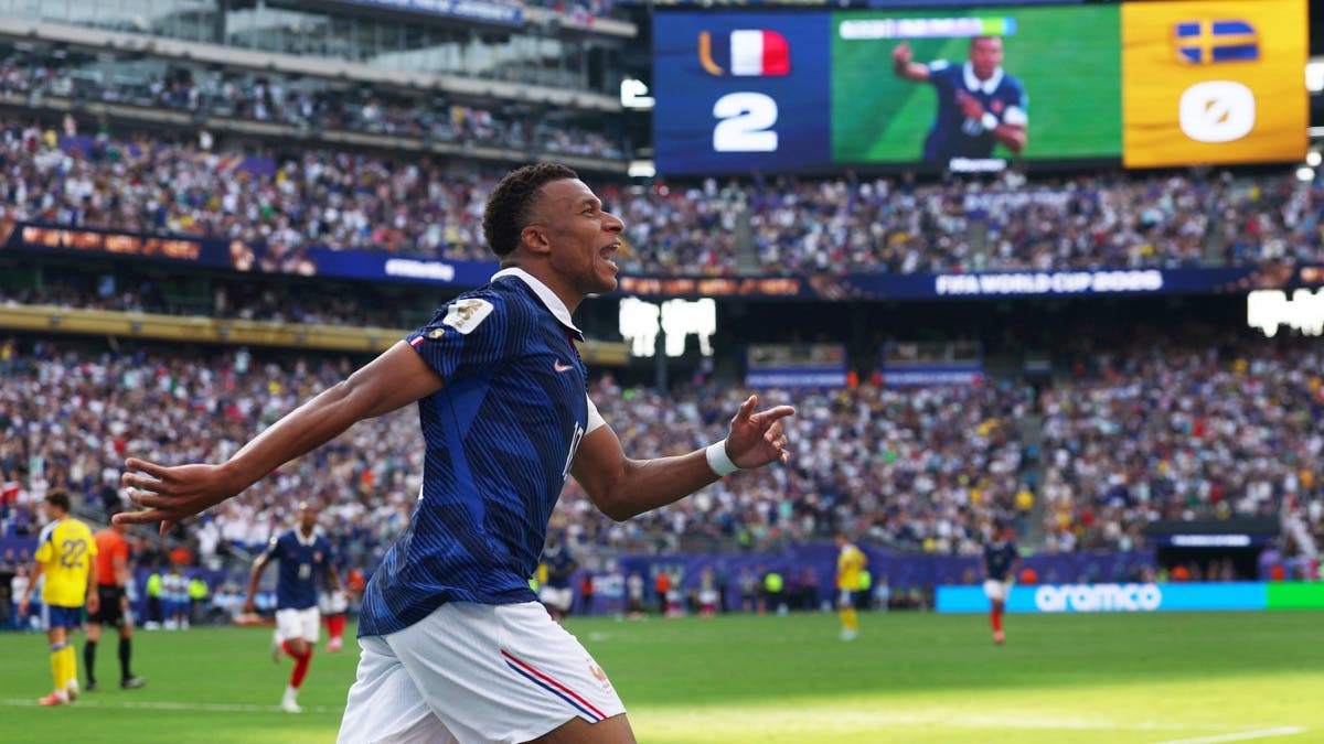 هدف واحد يفصل مبابي عن ميسي ولقب الهداف التاريخي لكأس العالم