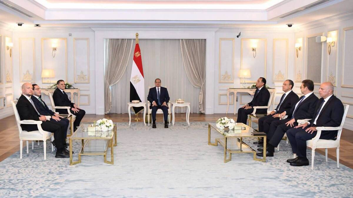 السيسي يلتقي الدبيبة في العلمين.. اتفاق على تعزيز التنسيق ودعم استقرار ليبيا