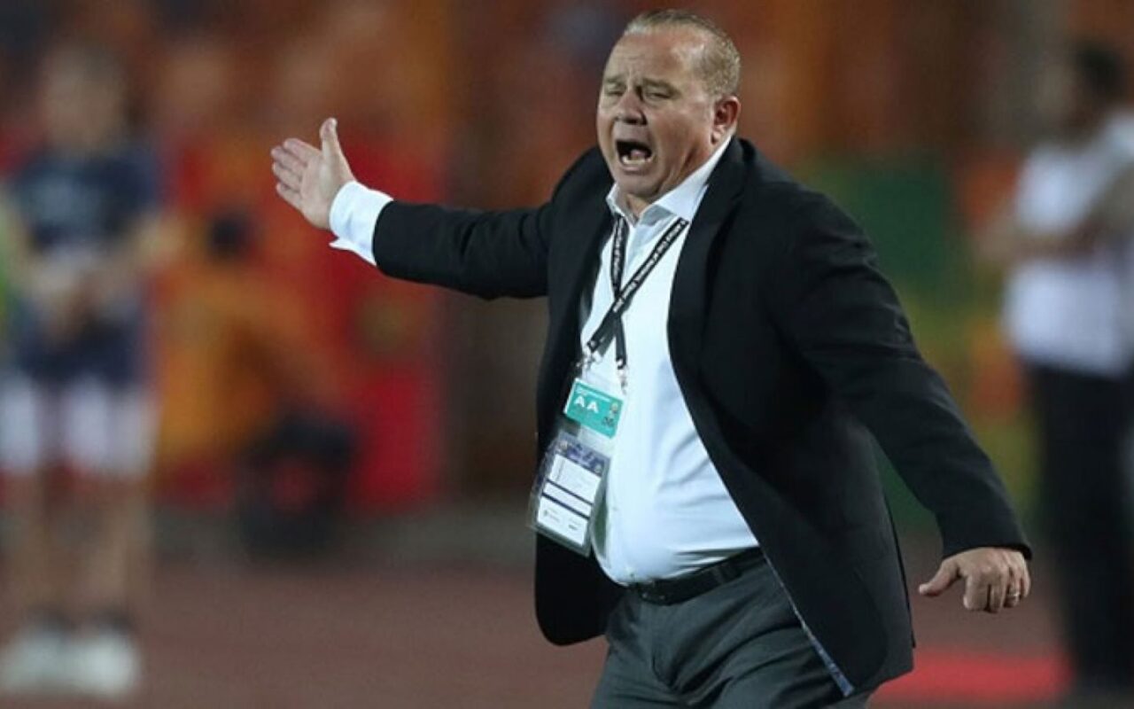 أولى مهام شوقي غريب في اتحاد الكرة بعد تعيينه مديرًا فنيًا