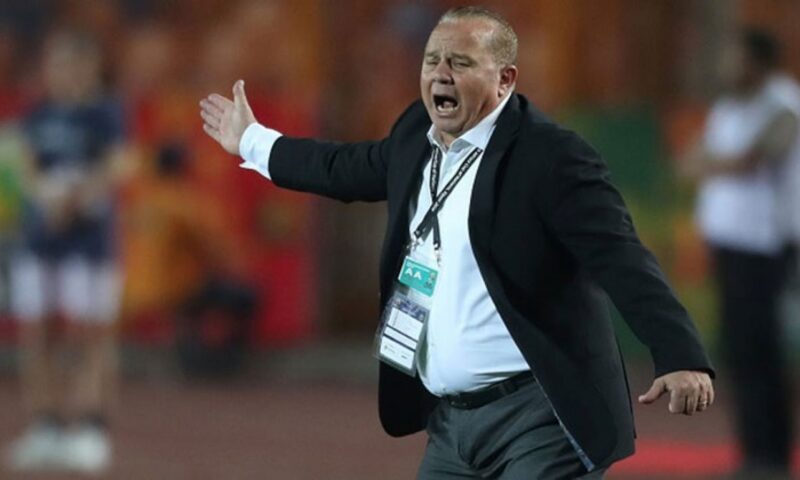أولى مهام شوقي غريب في اتحاد الكرة بعد تعيينه مديرًا فنيًا