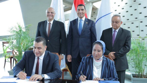 توقيع بروتوكول تعاون بين وزارة الشباب والرياضة ومكتبة الإسكندرية