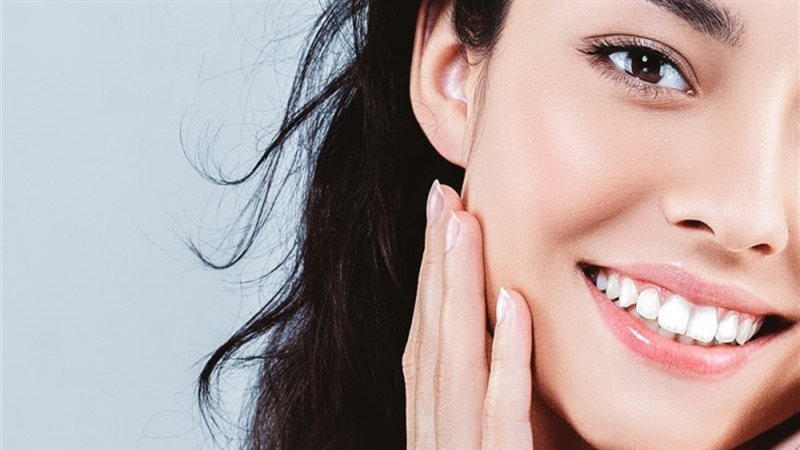 كريم تفتيح من الطبيعة للبشرة السمراء في أسبوع