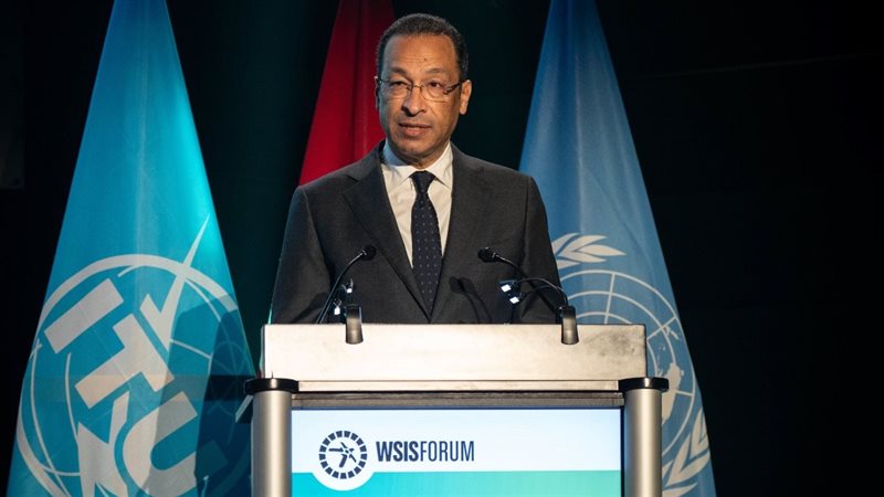 مصر تتسلم رئاسة منتدى القمة العالمية لمجتمع المعلومات 2026 في جنيف