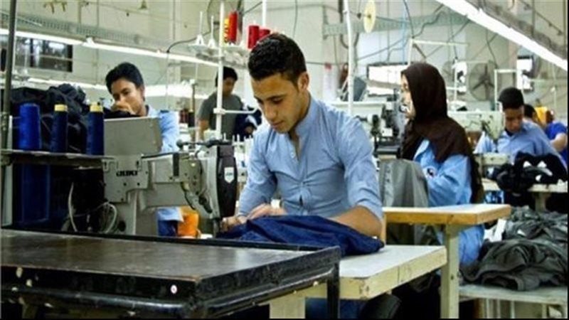 قانون المشروعات الصغيرة، تعرف على إجراءات القيد في سجل المشروعات ومزايا الشهادة