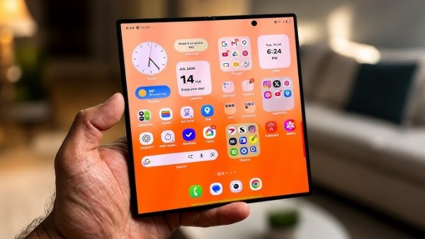تسريب صور حية لهاتفي سامسونج Galaxy Z Fold 8 وFlip 8 قبل الإطلاق الرسمي