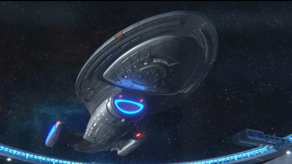 كشف أسرار التصميم الهندسي للمركبة USS Voyager وأسباب طي محركاتها في مسلسل Star Trek