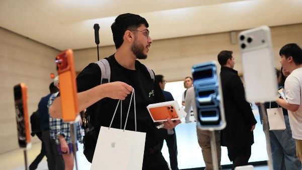 تسريبات آبل .. تأجيل إطلاق iPhone 18 ومفاجأة بشأن ميزات الذكاء الاصطناعي Siri