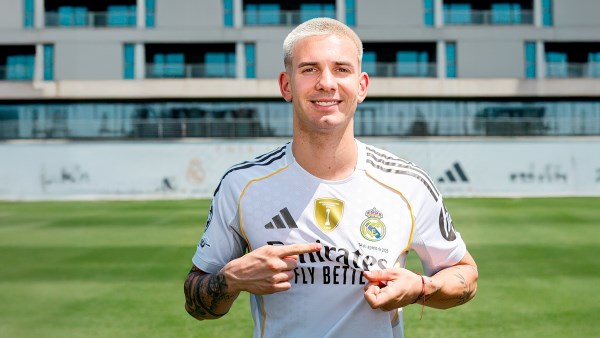 ماستانتونو يقترب من الرحيل عن ريال مدريد.. ومورينيو يستبعده تمهيدًا للإعارة