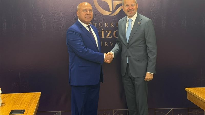 وزير النقل يعقد لقاء مهما مع الأمين العام للمنظمة البحرية الدولية