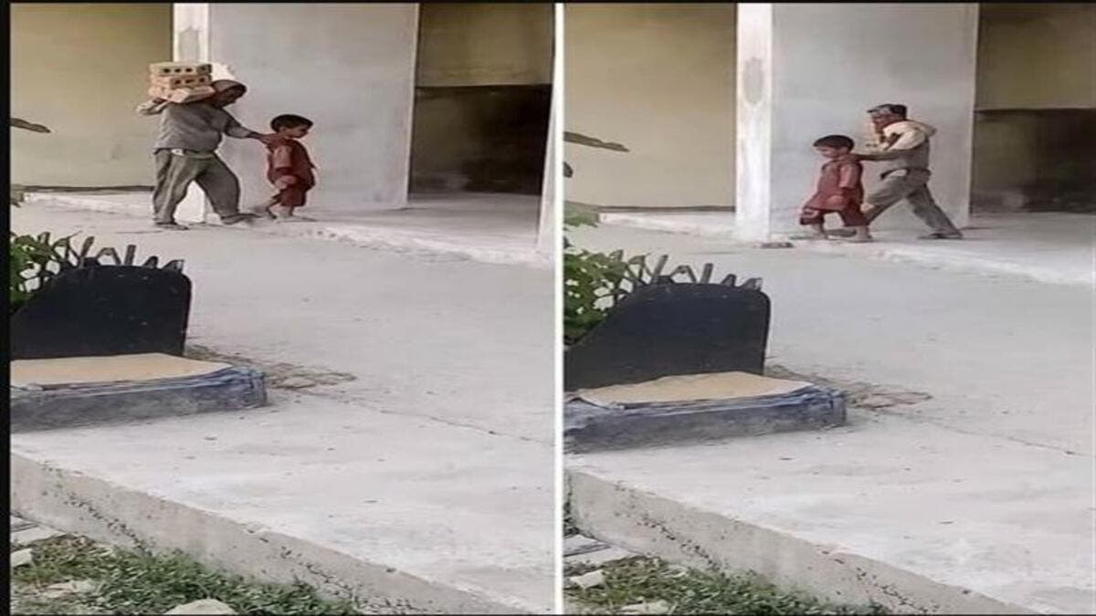 كفيف مصري يعمل في البناء وابنه يقوده.. قصة هزت مواقع التواصل