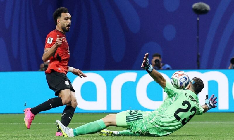 زيكو في تصريح مثير وهو يبكي: مبروك للحكم.. وكأس العالم موجهة للأرجنتين
