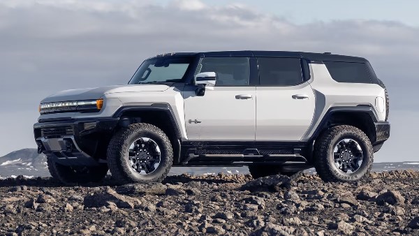 هامر GMC X2 موديل 2026 بقوة 572 حصان .. صور