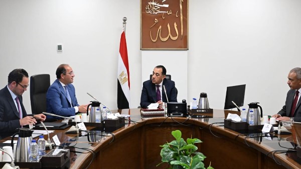 وزير المالية يعرض على رئيس الوزراء مستجدات مبادرة دعم تحول القطاع الصناعي للطاقة الشمسية