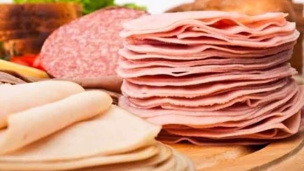 بدون مواد حافظة.. طريقة عمل لانشون اللحمة فى البيت