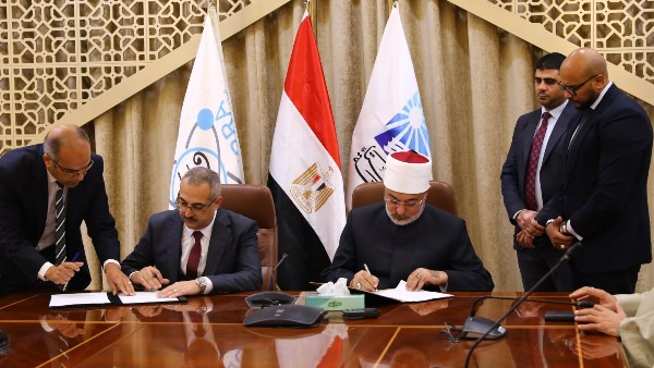 مفتي الجمهورية ورئيس الرقابة النووية يوقعان مذكرة تفاهم لتعزيز الوعي المجتمعي