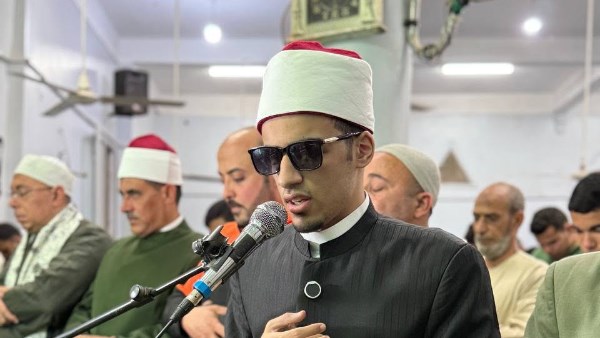 بعد وعكة مفاجئة.. استقرار الحالة الصحية لنجم دولة التلاوة محمد أحمد حسن | خاص