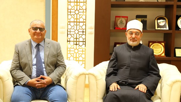 مفتي الجمهورية يبحث تعزيز التعاون المشترك مع أكاديمية البحث العلمي