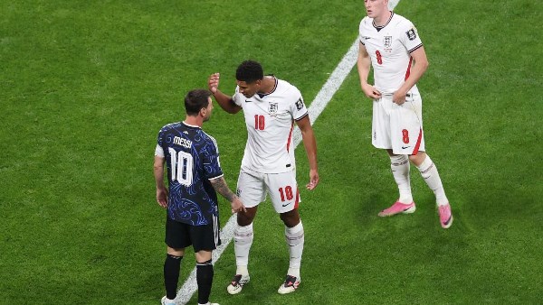 الدقيقة 90+..  الأرجنتين تتقدم على إنجلترا في نصف نهائي كأس العالم 2026