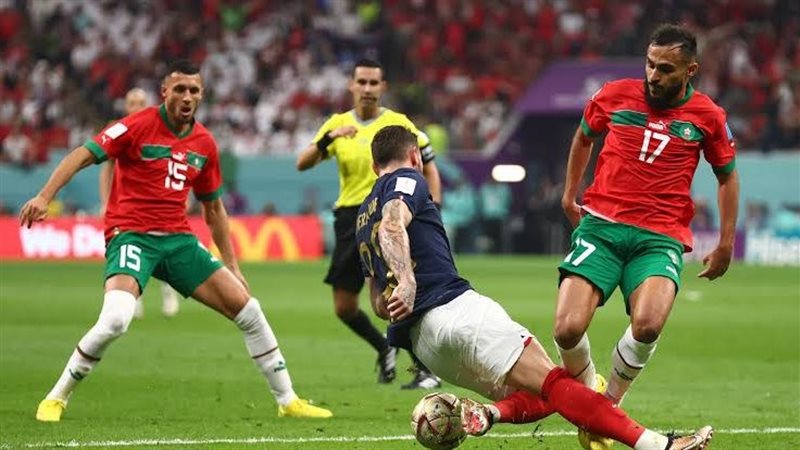 حكم أرجنتيني يدير مباراة فرنسا والمغرب في ربع نهائي كأس العالم