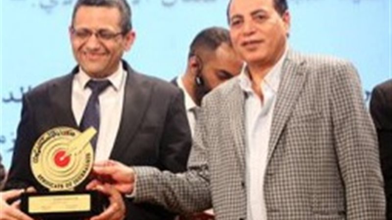 نقيب الصحفيين يتقدم ببلاغ للنائب العام والأعلى للإعلام ضد منتحلي الصفة بالإسكندرية