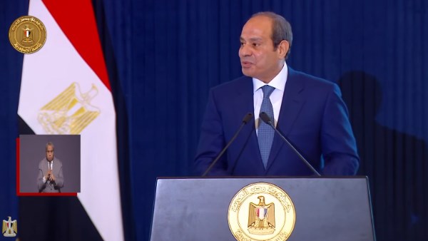 الرئيس السيسي: نرحب بقرار رئيس مدغشقر بالنظر في إقامة تمثيل دبلوماسي مقيم لبلاده بالقاهرة