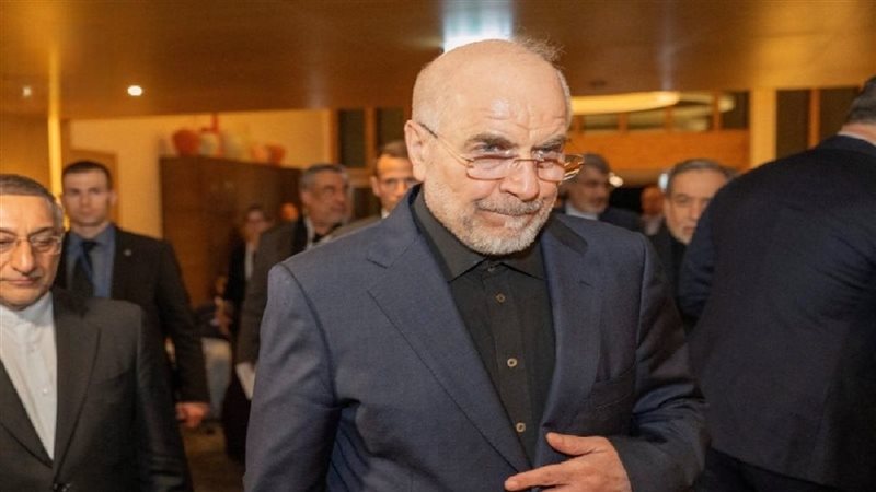 بشكل مفاجئ، التلفزيون الإيراني يقطع مقابلة محمد باقر قاليباف (فيديو)