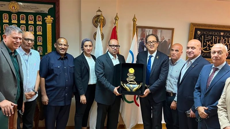 رئيس اللجنة الأولمبية المصرية يستقبل وفد “الأنوكا” لتعزيز العلاقات الرياضية القارية