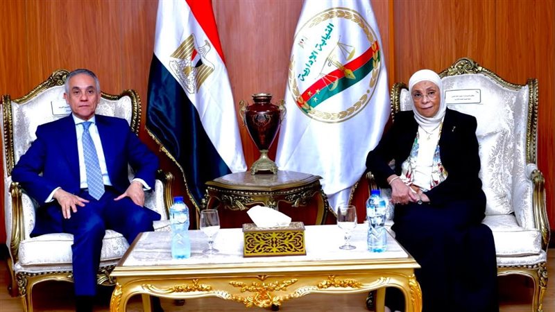 مهنئا رئيسة النيابة الإدارية، وزير العدل: دور الهيئة محوري لحماية المال العام وضبط الأداء
