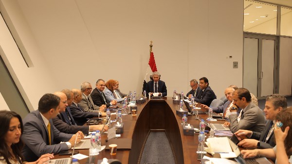 وزير السياحة يوجه بإنشاء مكتبة رقمية متكاملة في المتحف الكبير