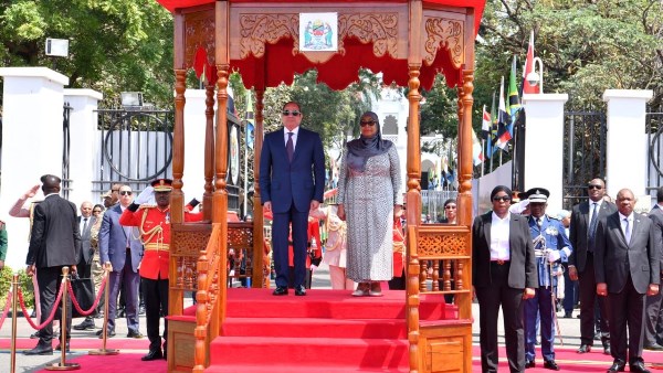 رئيسة تنزانيا تعرب عن تطلعها أن تؤتي زيارة الرئيس السيسي ثمارها لما فيه خير البلدين