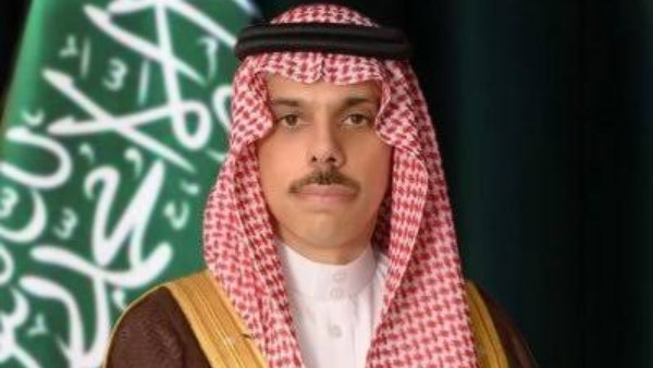 السعودية والكويت تبحثان الجهود الرامية إلى الحفاظ على الأمن والاستقرار في المنطقة