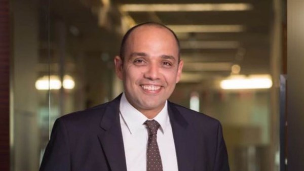 البنك الأوروبي لإعادة الإعمار يعين المصري هاشم عبد الحكيم مديرا لشرق المتوسط
