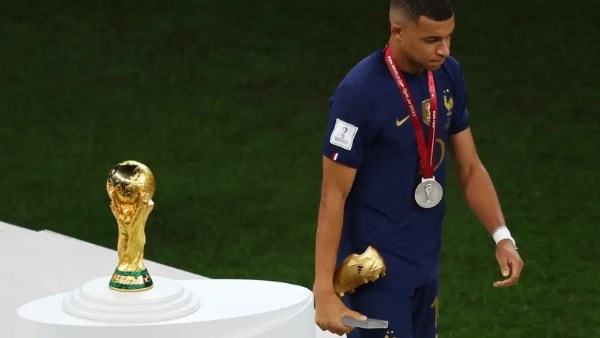مبابي يوجه رسالة لجماهير فرنسا عقب انتهاء منافسات كأس العالم