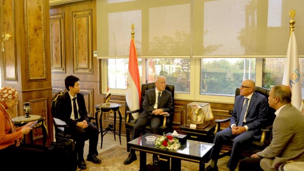 السفير الياباني بالقاهرة يشيد بمكانة الأقصر السياحية والأثرية