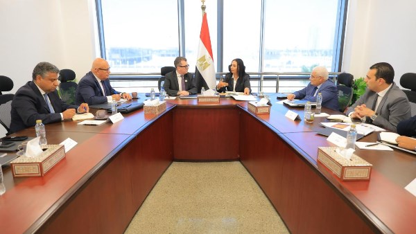 لزيادة العائد على استثماراتها.. القومية للتأمين الاجتماعي تبحث التعاون مع إن آي كابيتال