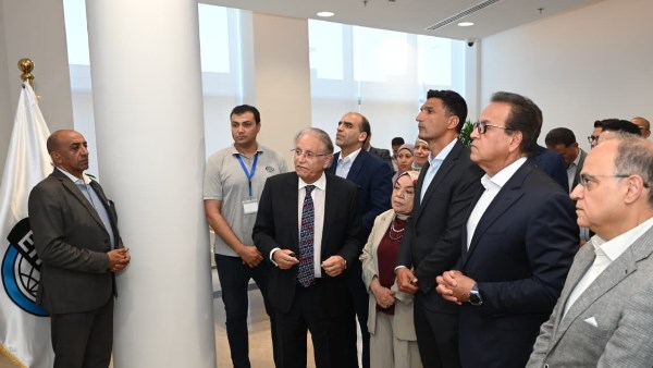 وزير الصناعة: افتتاح مصنع جديد للمستحضرات الحيوية يعزز توطين أدوية الأورام ويقود مصر نحو ريادة صناعة الدواء