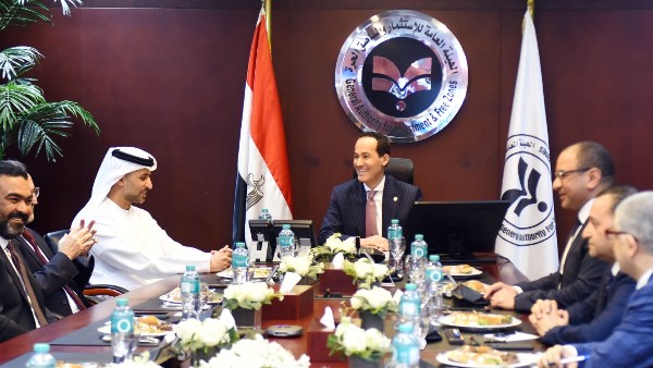 مجلس إدارة المنطقة الاستثمارية بمدينة رأس الحكمة يستعرض مستجدات أعمال التنمية والتطوير