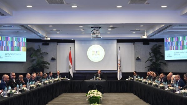 وزير الاستثمار: توحيد منظومة التجارة الخارجية لربط السلع المصرية بالشبكات اللوجستية العالمية