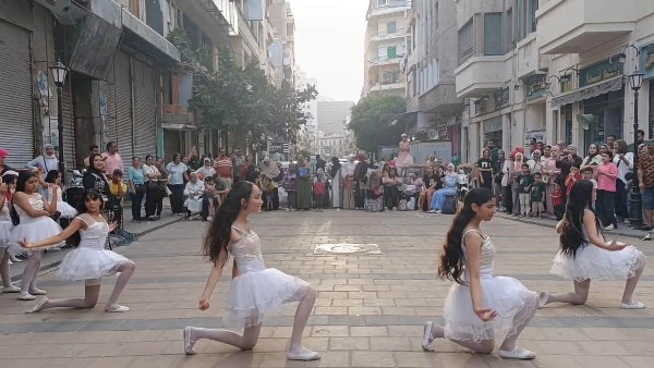 شارع الفن يواصل تقديم البهجة في المحافظات.. عروض موسيقية وورش إبداعية ومعارض فنية تجذب الجمهور