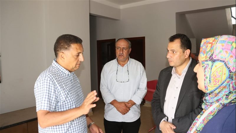 محافظ القليوبية يتابع جاهزية المنشآت الرياضية والخدمية بشبين القناطر