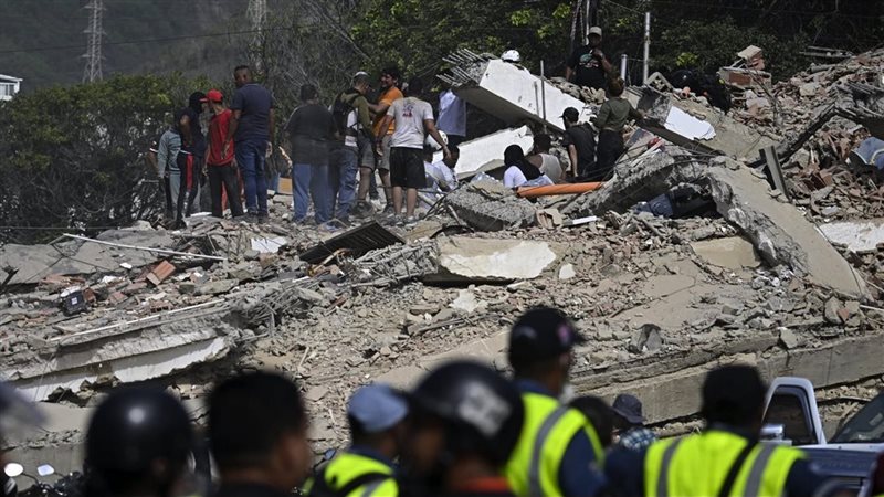 ارتفاع عدد قتلى الزلزال في فنزويلا إلى 2295 شخصا