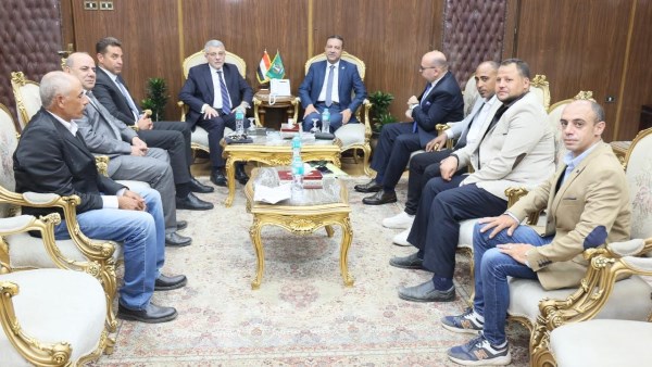 مشروعات استثمارية وخدمية .. محافظ المنوفية يلتقي وفد هيئة الأوقاف لاستغلال الأصول